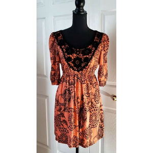 R N London Orange Floral Short Sleeve Dredd  Black lace Top Fit and Flare XS/S